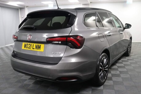 Fiat Tipo LIFE 11