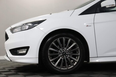 Ford Focus ST-LINE 27