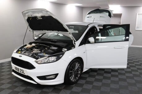 Ford Focus ST-LINE 16