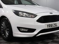 Ford Focus ST-LINE 24