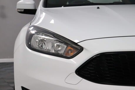 Ford Focus ST-LINE 25