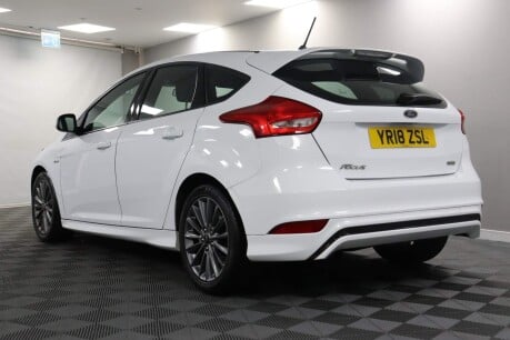 Ford Focus ST-LINE 29