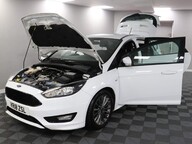 Ford Focus ST-LINE 16