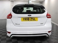 Ford Focus ST-LINE 8