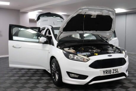 Ford Focus ST-LINE 15