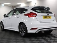 Ford Focus ST-LINE 29