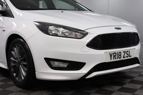 Ford Focus ST-LINE 24