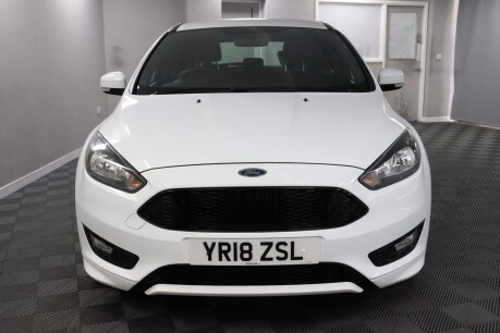 Ford Focus ST-LINE 2