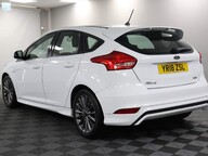 Ford Focus ST-LINE 10