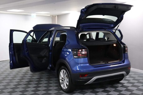 Volkswagen T-Cross SE TSI 21