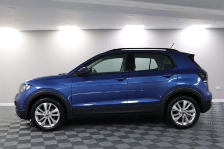 Volkswagen T-Cross SE TSI 18