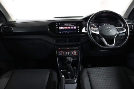 Volkswagen T-Cross SE TSI 38