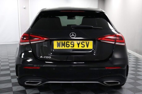 Mercedes-Benz A Class A 200 AMG LINE EXECUTIVE 8