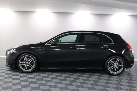 Mercedes-Benz A Class A 200 AMG LINE EXECUTIVE 18