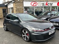 Volkswagen Golf GTI PERFORMANCE DSG 1