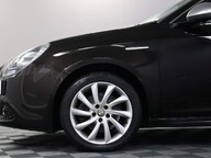 Alfa Romeo Giulietta JTDM-2 VELOCE S/S 27