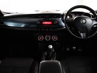 Alfa Romeo Giulietta JTDM-2 VELOCE S/S 38