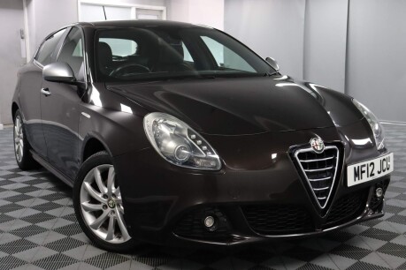 Alfa Romeo Giulietta JTDM-2 VELOCE S/S 19