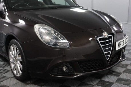 Alfa Romeo Giulietta JTDM-2 VELOCE S/S 26