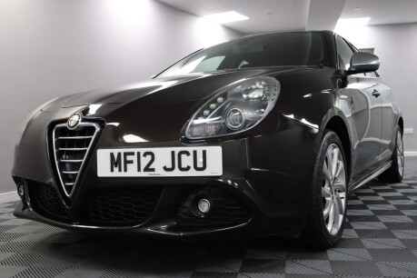 Alfa Romeo Giulietta JTDM-2 VELOCE S/S 28