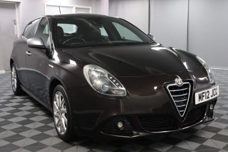 Alfa Romeo Giulietta JTDM-2 VELOCE S/S 30