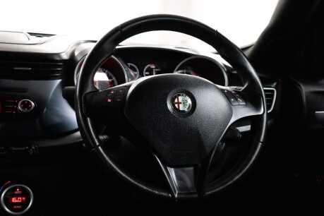 Alfa Romeo Giulietta JTDM-2 VELOCE S/S 43