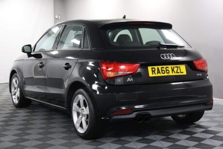 Audi A1 SPORTBACK TFSI SPORT 10