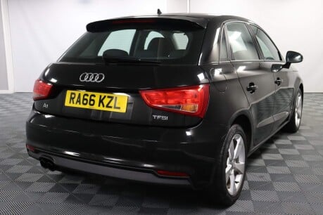 Audi A1 SPORTBACK TFSI SPORT 11