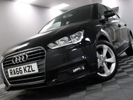 Audi A1 SPORTBACK TFSI SPORT 32