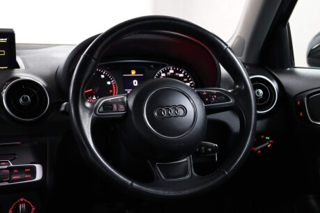 Audi A1 SPORTBACK TFSI SPORT 44