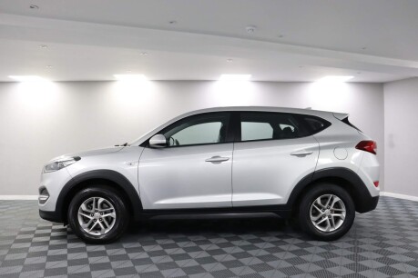 Hyundai TUCSON GDI S BLUE DRIVE 18