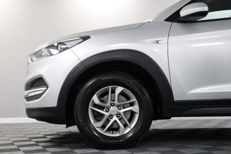 Hyundai TUCSON GDI S BLUE DRIVE 27