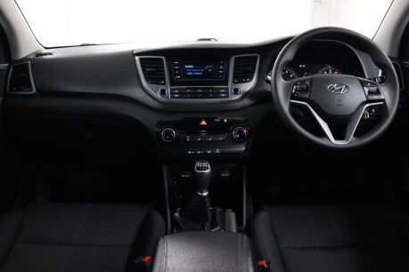 Hyundai TUCSON GDI S BLUE DRIVE 38