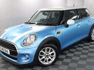 Mini Hatch COOPER 20