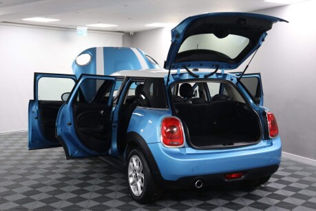 Mini Hatch COOPER 21