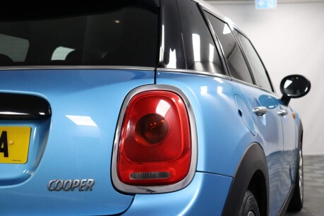 Mini Hatch COOPER 23