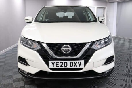 Nissan Qashqai DIG-T ACENTA PREMIUM 2