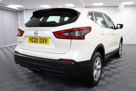 Nissan Qashqai DIG-T ACENTA PREMIUM 11