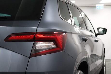 Skoda Karoq SE TECHNOLOGY TDI 22