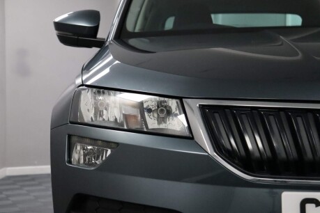 Skoda Karoq SE TECHNOLOGY TDI 25