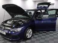 Volkswagen Golf LIFE TSI 16