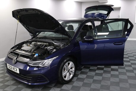 Volkswagen Golf LIFE TSI 16