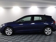 Volkswagen Golf LIFE TSI 18