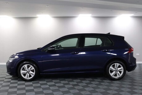 Volkswagen Golf LIFE TSI 18