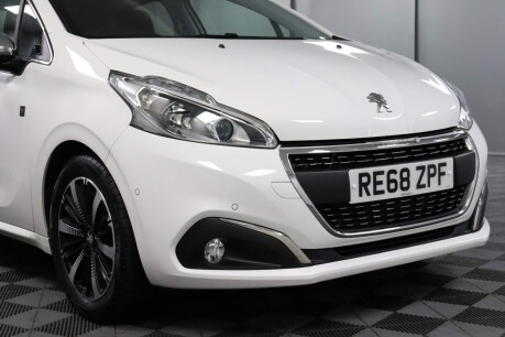 Peugeot 208 S/S TECH EDITION 24