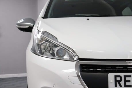 Peugeot 208 S/S TECH EDITION 25