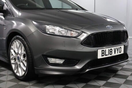 Ford Focus ST-LINE 24