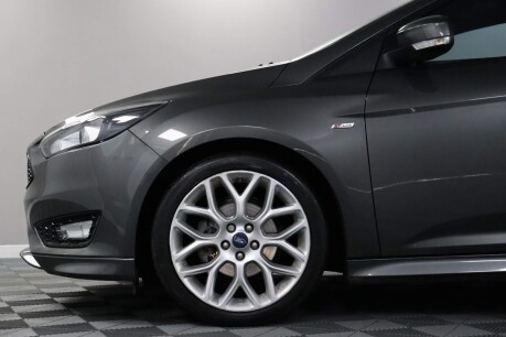 Ford Focus ST-LINE 27