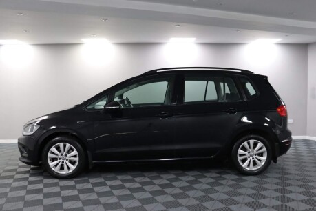 Volkswagen Golf SV SE TSI DSG 18