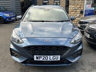 Ford Focus ST-LINE 5